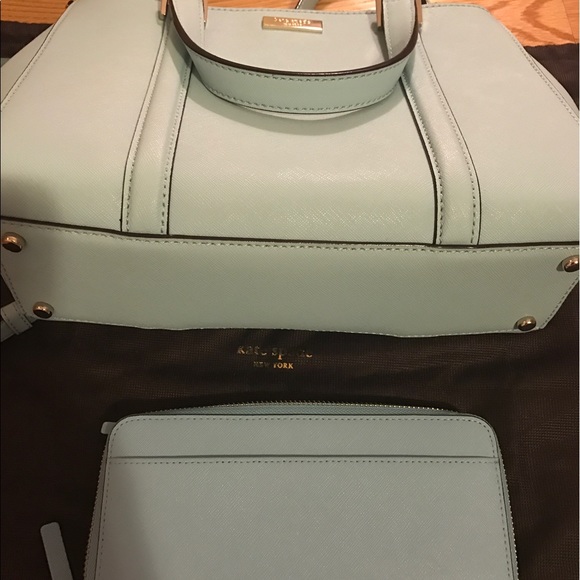 Like-New Kate Spade ♠️ bundle!! Bag+wallet. - Picture 5 of 8